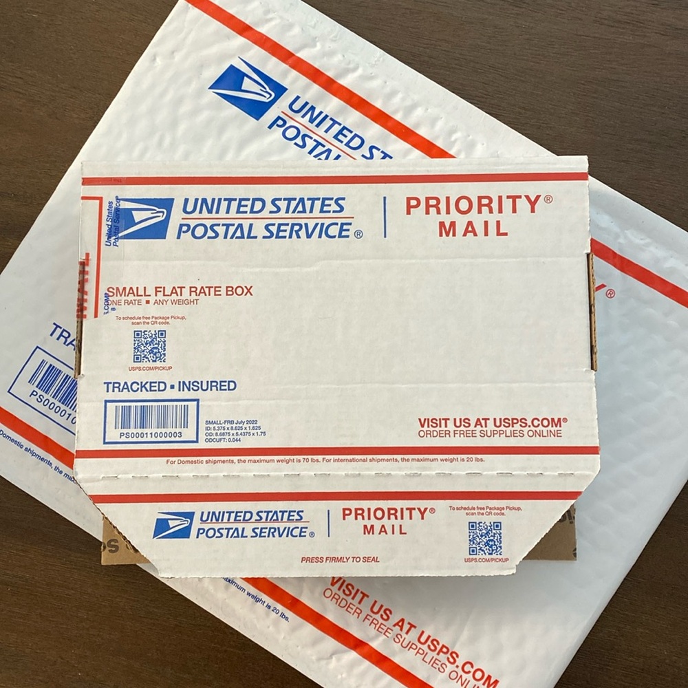 Additional Shipping Label Upgrade For Packages Up to 6 Pounds